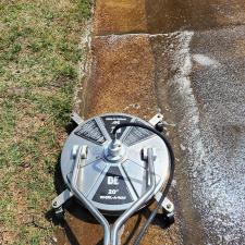 House-wash-driveway-patio-and-sidewalks-with-rust-stain-removal-in-portsmouth-Va 6