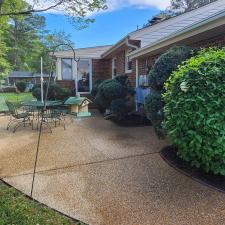 House-wash-driveway-patio-and-sidewalks-with-rust-stain-removal-in-portsmouth-Va 2