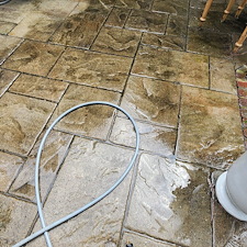 House-wash-patio-wash-sidewalk-wash-in-Broad-Bay-Virginia-Beach-Va 12