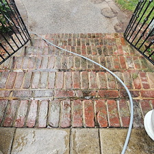 House-wash-patio-wash-sidewalk-wash-in-Broad-Bay-Virginia-Beach-Va 11