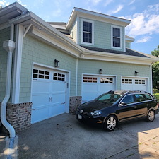 House-wash-patio-wash-sidewalk-wash-in-Broad-Bay-Virginia-Beach-Va 2