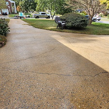 Professional-driveway-washing-and-house-washing-in-the-Western-Branch-area-of-Chesapeake-Va 2