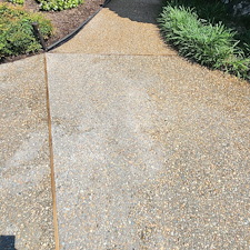 Top-quality-Driveway-washing-sidewalk-washing-stucco-washing-and-rust-stain-removal-in-Virginia-Beach-VA 4