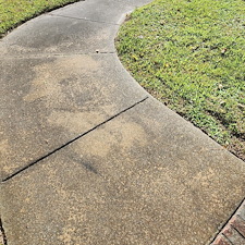 Top-quality-house-washing-driveway-washing-deck-cleaning-and-fence-cleaning-in-Chesapeake-Va 11