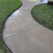 Top-quality-house-washing-driveway-washing-deck-cleaning-and-fence-cleaning-in-Chesapeake-Va 6