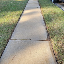 Top-quality-house-washing-driveway-washing-deck-cleaning-and-fence-cleaning-in-Chesapeake-Va 3