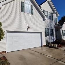 Vinyl-siding-wash-in-Suffolk-VA-as-required-by-HOA 1