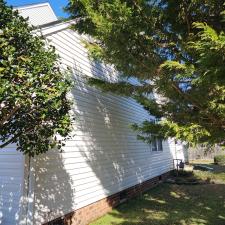 Vinyl-siding-wash-in-Suffolk-VA-as-required-by-HOA 3